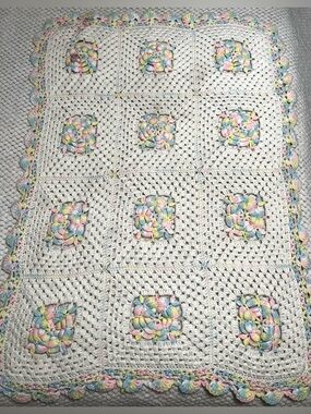 (READ)Crochet Throw Blanket Afghan Baby Blanket 3D Flowers Granny Square 47”x33”
